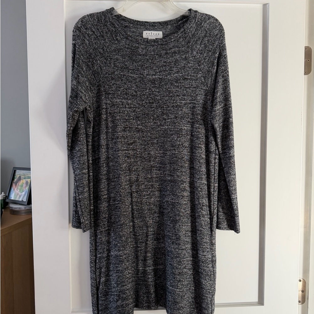 Velvet by Graham & Spencer Charcoal Knit Top